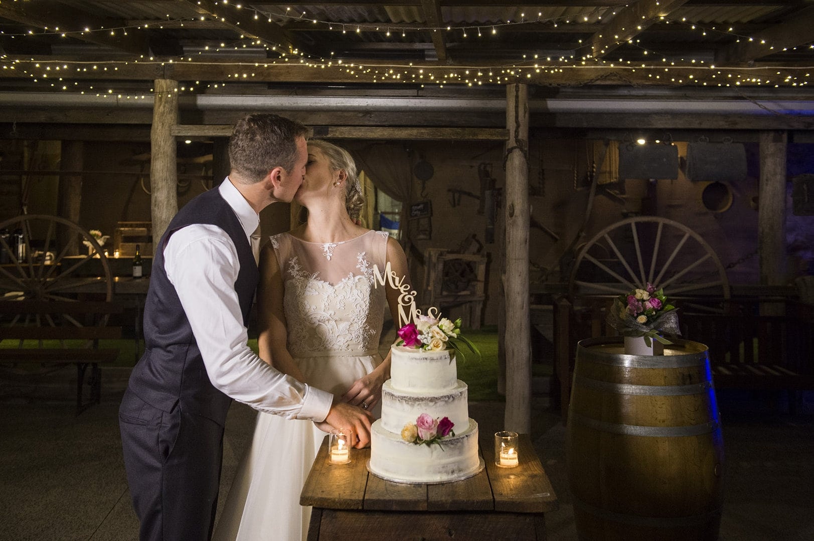 ceremony, bride, groom, watch, sour comedy, ceremony
