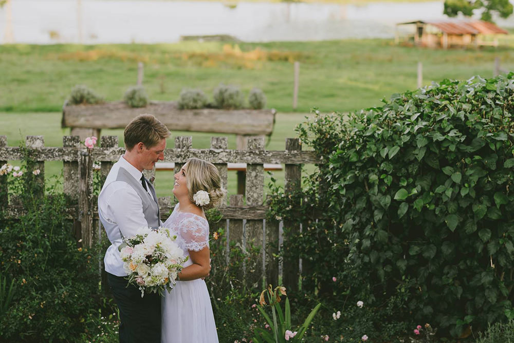couple in a spectacular views after the wedding in sunshine coast hinterland wedding venues
